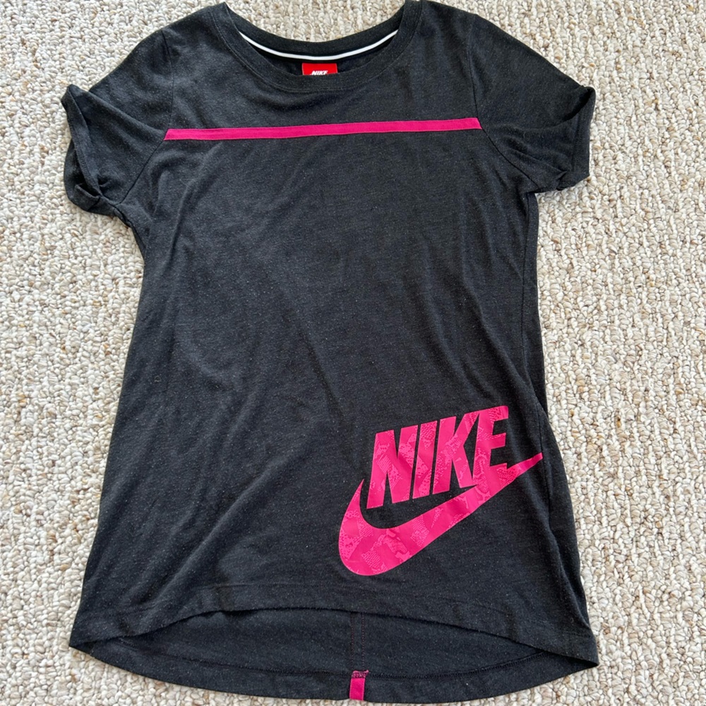 nike girls t shirt